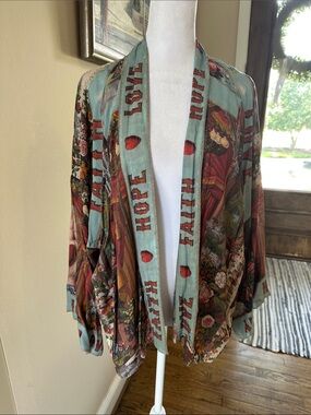 Market of Stars Love Language Bamboo Kimono NWT